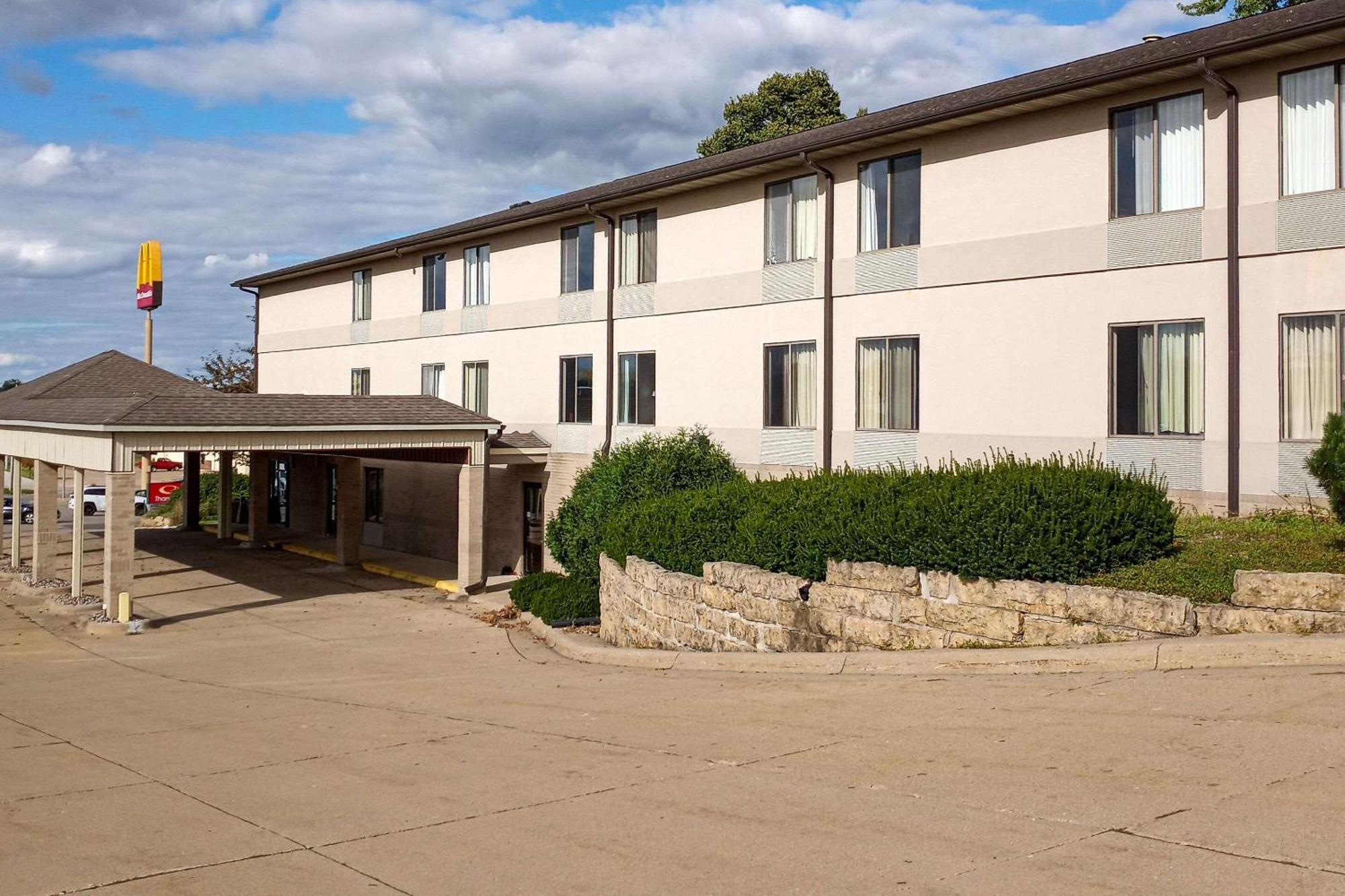 15 Top-Rated Leisure Hotels in Iowa You Should Book